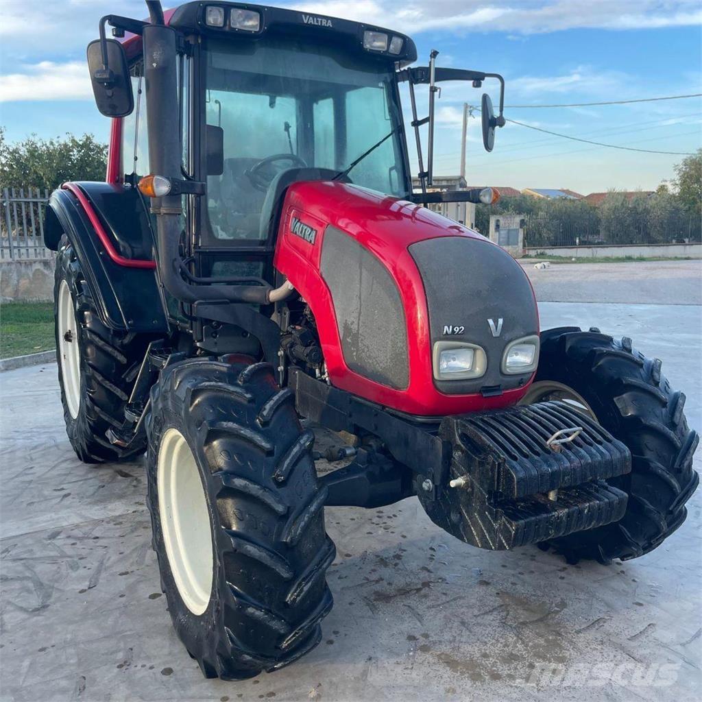 Valtra N92 Tractoren