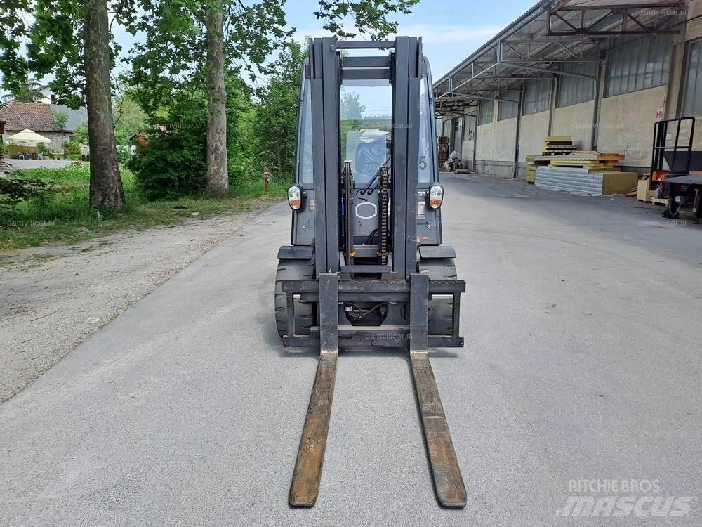 OM XD50 Heftrucks overige