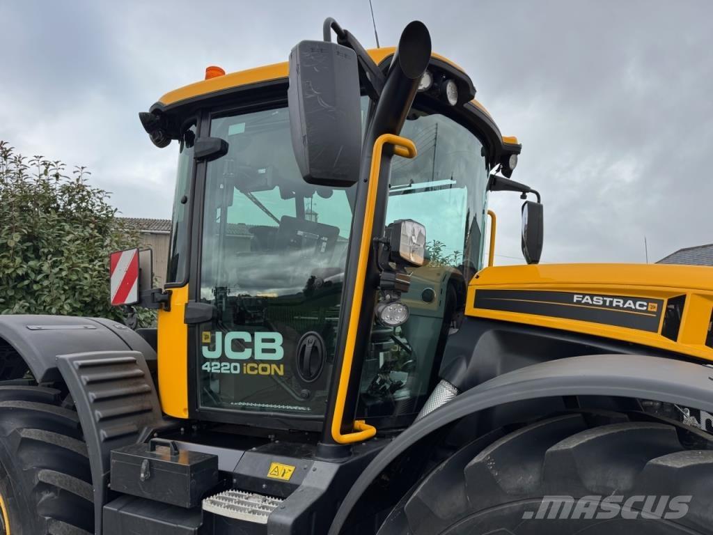 JCB 4220 iCON Tractoren