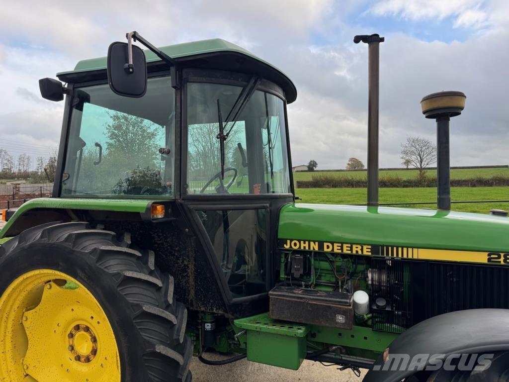 John Deere 2850 Tractoren