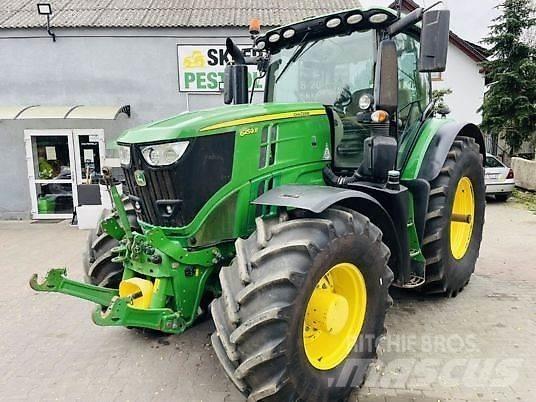 John Deere 6250R Tractoren