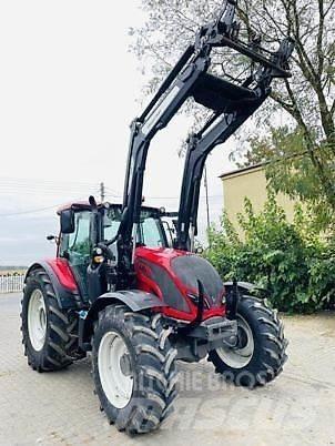 Valtra N104 Tractoren