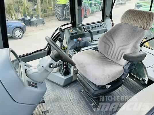 Valtra T160 Tractoren