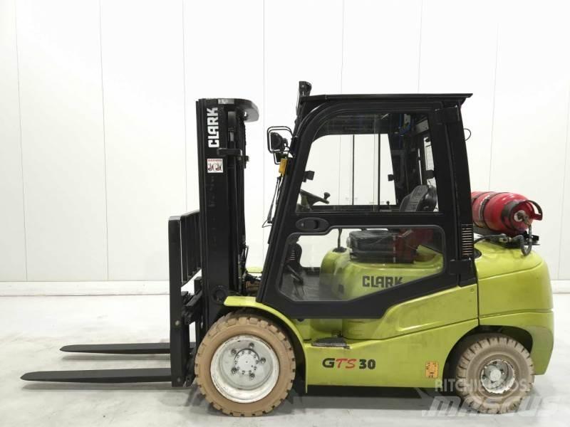 Clark GTS30L LPG heftrucks