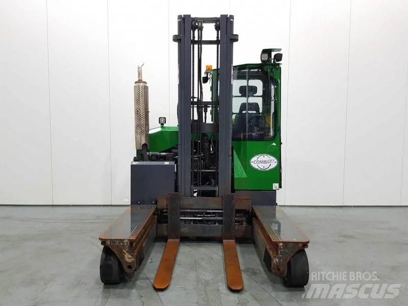 Combilift C3000 Four-way truck