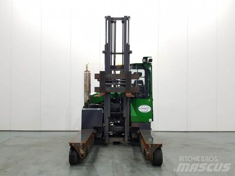 Combilift C3000 Four-way truck