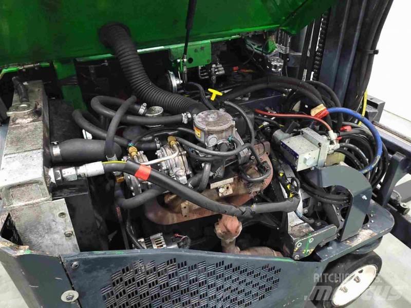 Combilift C3000 CB Four-way truck