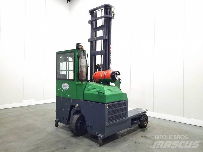 Combilift C4000 Four-way truck
