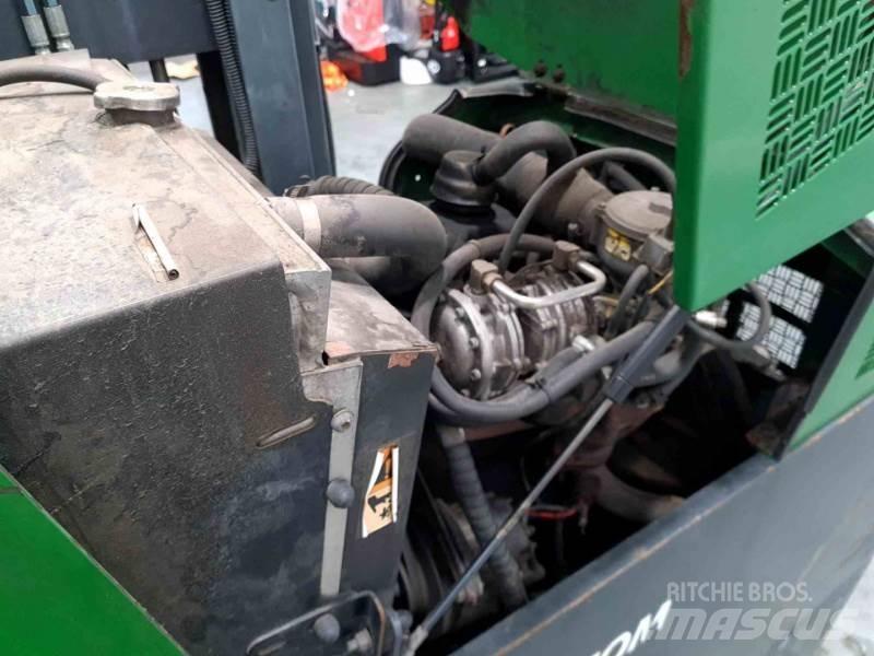 Combilift C4000 Four-way truck