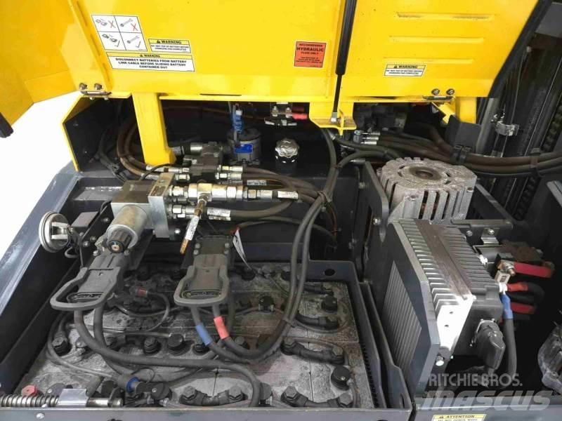 Combilift CBE2500 Four-way truck