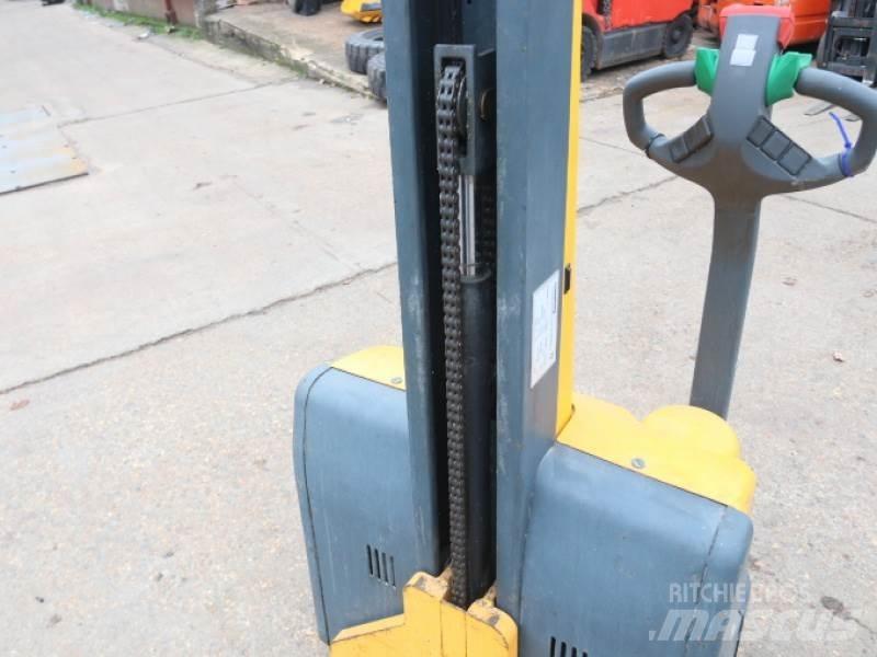Jungheinrich EMC110 Hand stapelaars