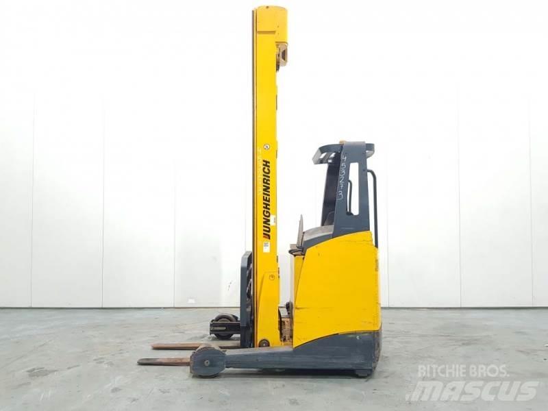 Jungheinrich ETV216 Reachtruck voor hoog niveau