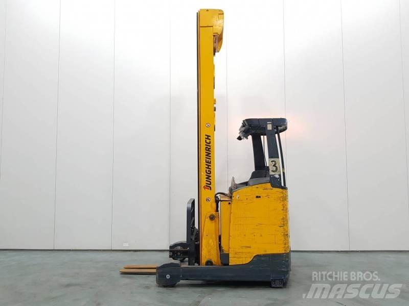 Jungheinrich ETV216 Reachtruck voor hoog niveau