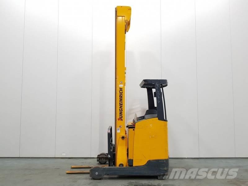 Jungheinrich ETV216 Reachtruck voor hoog niveau