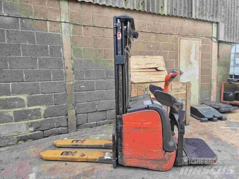 Linde L14 AP Hand stapelaars