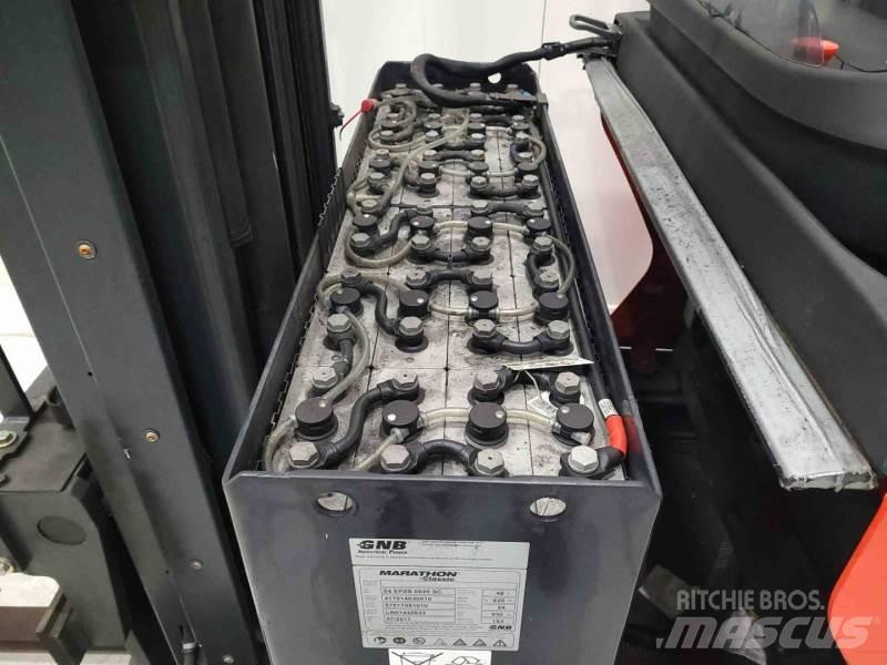 Linde R14-01 Reachtruck voor hoog niveau