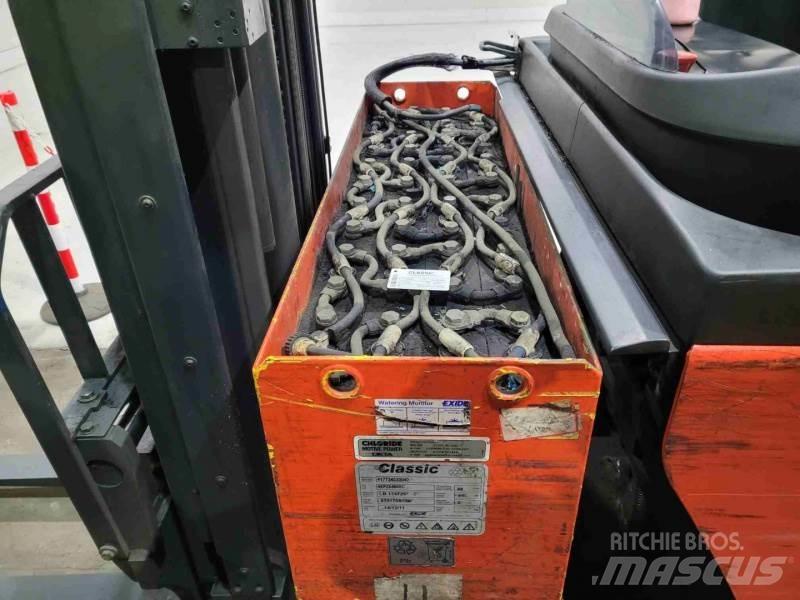 Linde R14-01 Reachtruck voor hoog niveau