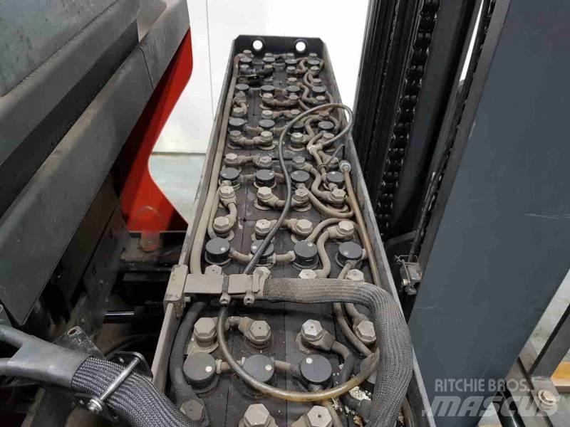 Linde R14-01 1120 Reachtruck voor hoog niveau