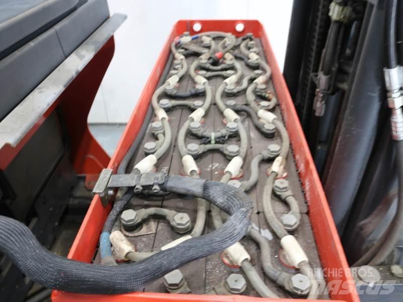 Linde R14B-01 1120 Reachtruck voor hoog niveau