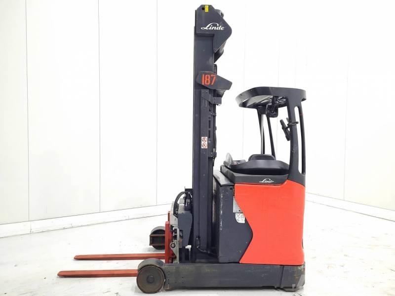 Linde R16-01 Reachtruck voor hoog niveau