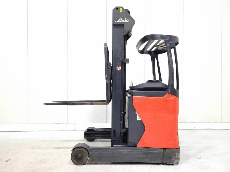 Linde R16-01 Reachtruck voor hoog niveau
