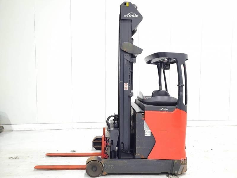 Linde R16-01 Reachtruck voor hoog niveau