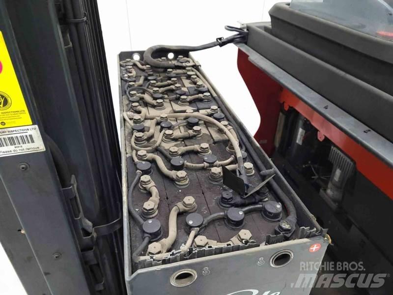 Linde R16-01 1120 Reachtruck voor hoog niveau