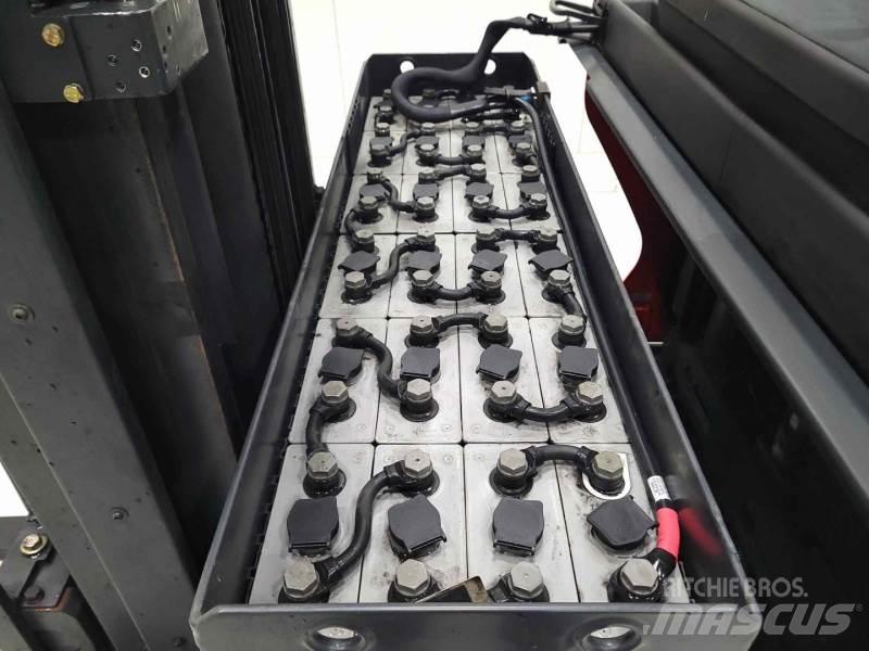 Linde R16-01 1120 Reachtruck voor hoog niveau