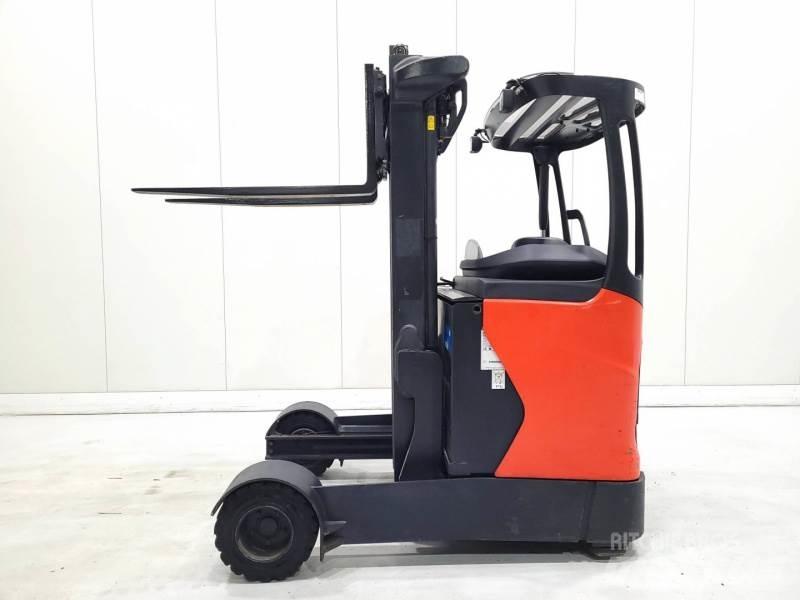 Linde R20G-01 1120 Reachtruck voor hoog niveau
