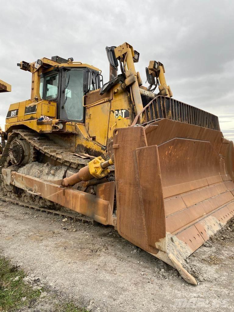 CAT D9T Rupsdozers