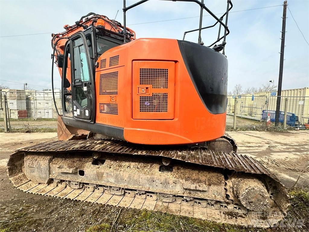 Hitachi ZX225USLC-6 Rupsgraafmachines