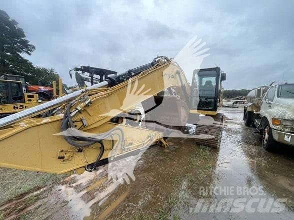 CAT 320 Rupsgraafmachines