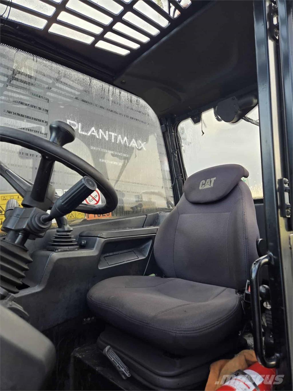 CAT TH417 Verreikers