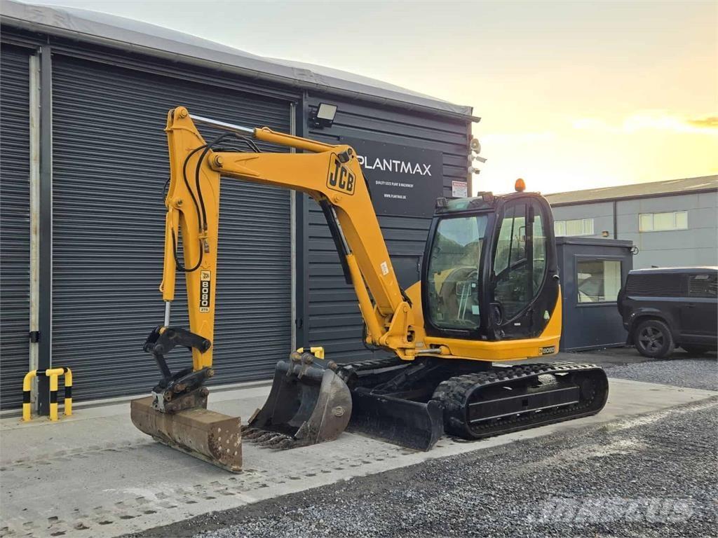JCB 8080 Midigraafmachines 7t - 12t