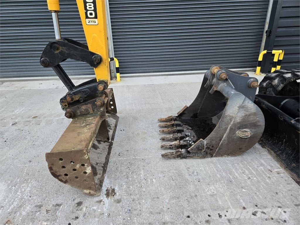 JCB 8080 Midigraafmachines 7t - 12t
