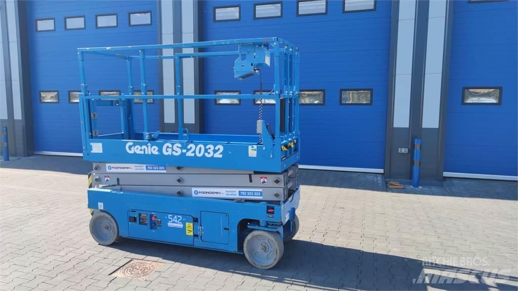 Genie 2032 Schaarhoogwerkers