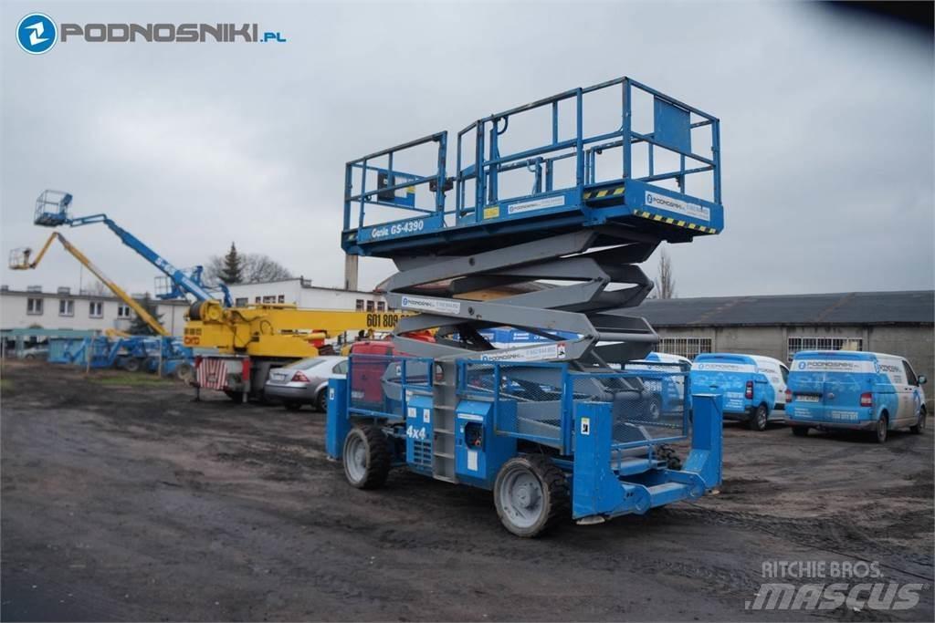Genie 4390 Schaarhoogwerkers