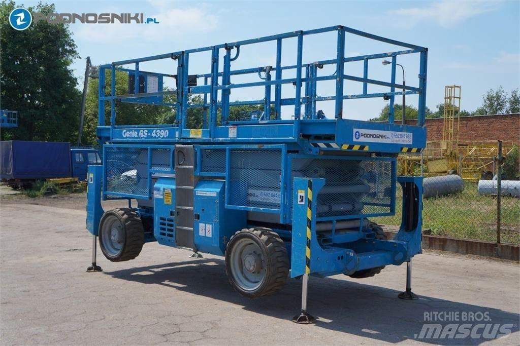 Genie 4390 RT Schaarhoogwerkers