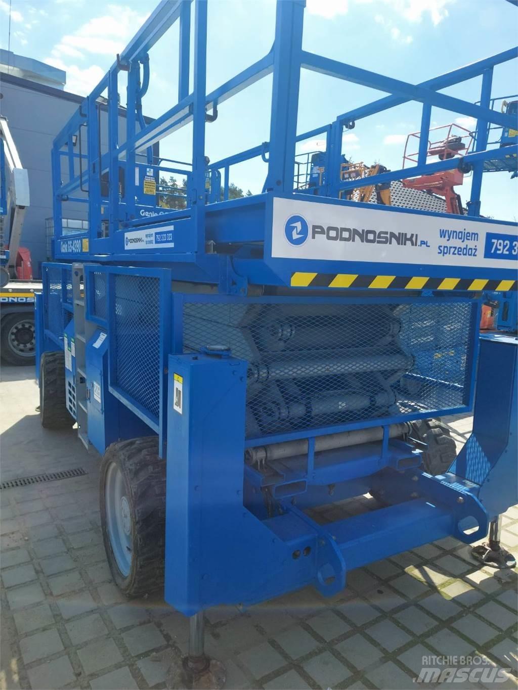 Genie GS-4390 RT Schaarhoogwerkers