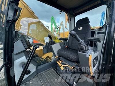CAT 320 Rupsgraafmachines