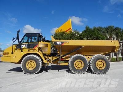 CAT 725 Knik dumptrucks