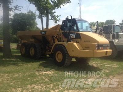 CAT 725 Knik dumptrucks
