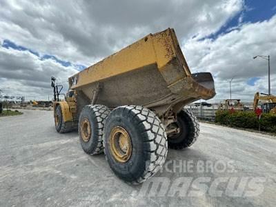 CAT 740 Knik dumptrucks