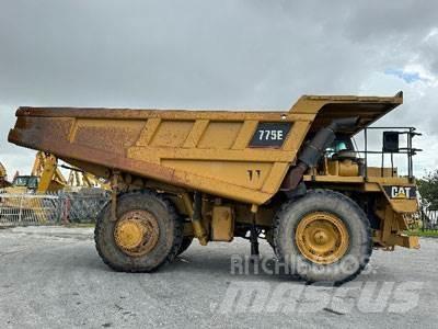 CAT 775E Starre dumptrucks