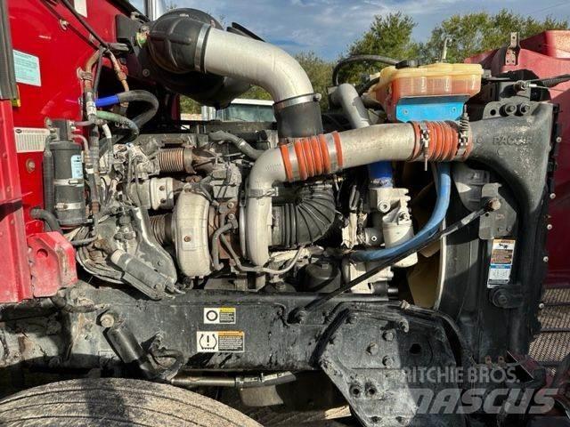 Peterbilt 384 Trekkers
