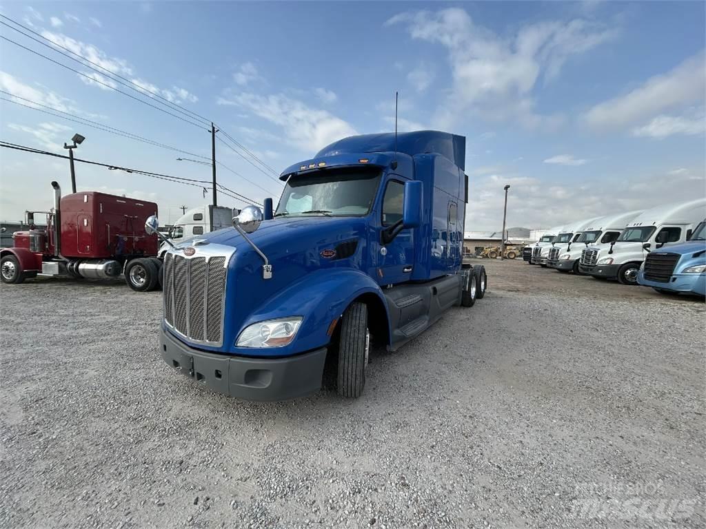 Peterbilt 579 Trekkers