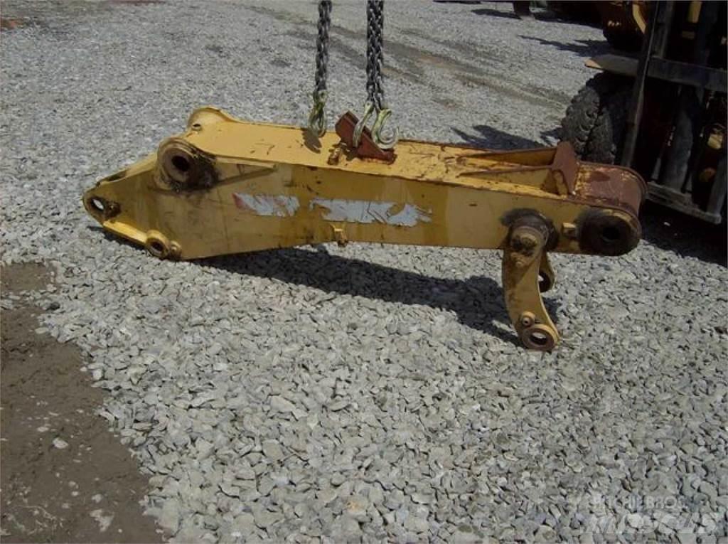 CAT 212 Chassis en ophanging