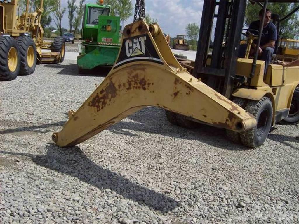 CAT 438C Chassis en ophanging