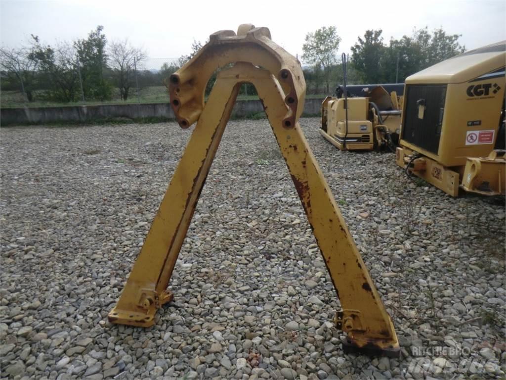 CAT 735 Chassis en ophanging