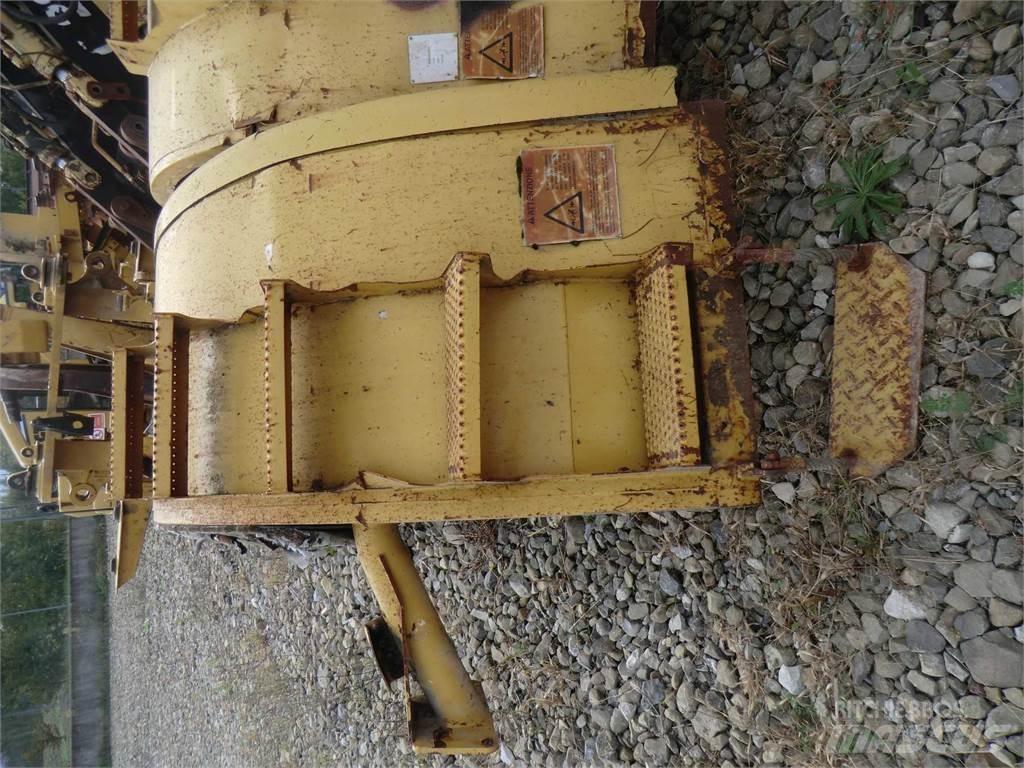 CAT 735 Chassis en ophanging